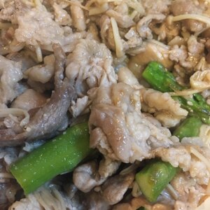 アスパラときのこと豚肉の醤油炒め